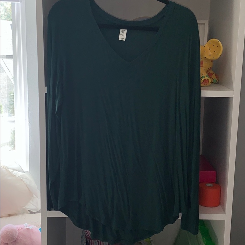 Long sleeved dark green tee